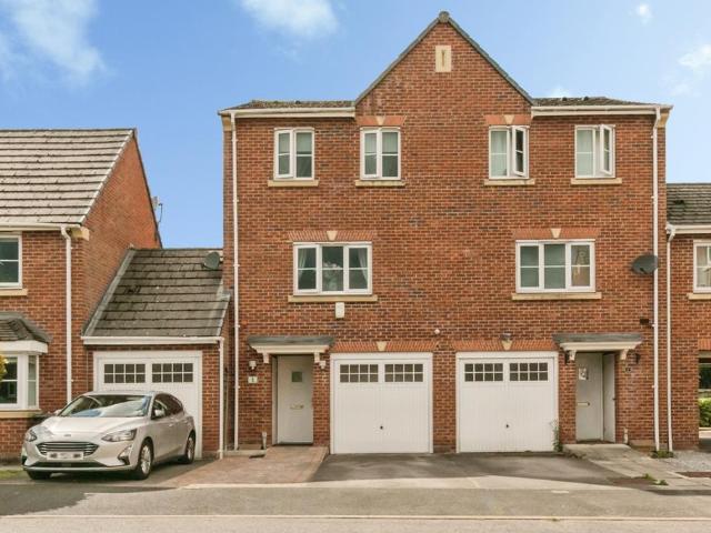 House for sale in Mobberley