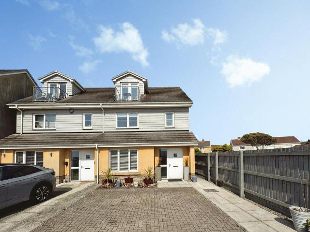 House for sale in Sandfields West, Aberavon