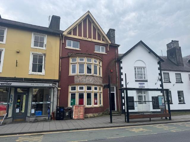 House for sale in Lampeter