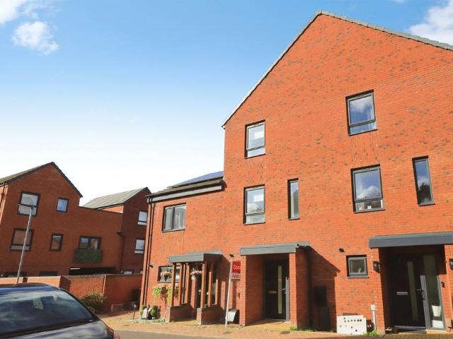 House for sale in Wednesfield, Wolverhampton