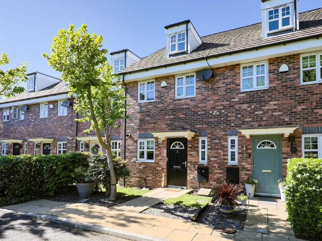 House for sale in Well Court, Wigan