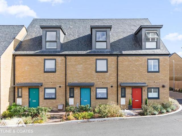 House for sale in Newhall, Harlow