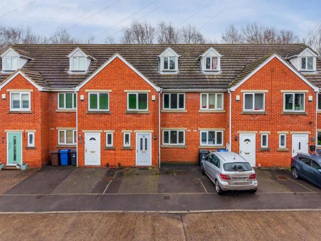 House for sale in Ardsley, South Yorkshire