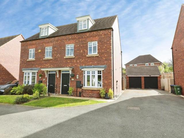 House for sale in Alderminster, Warwickshire