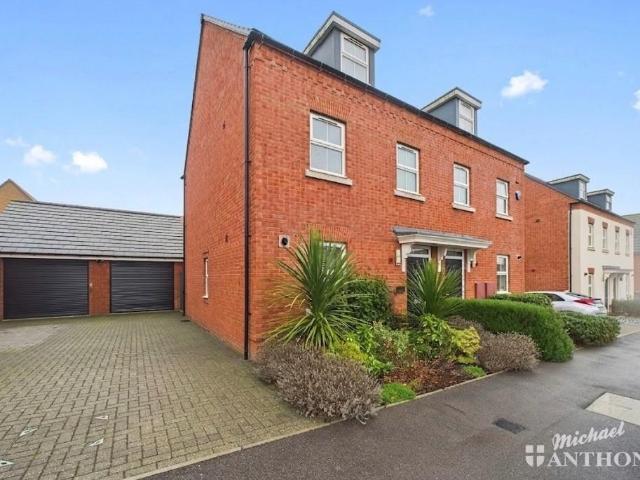 House for sale in Clipstone, Eggington