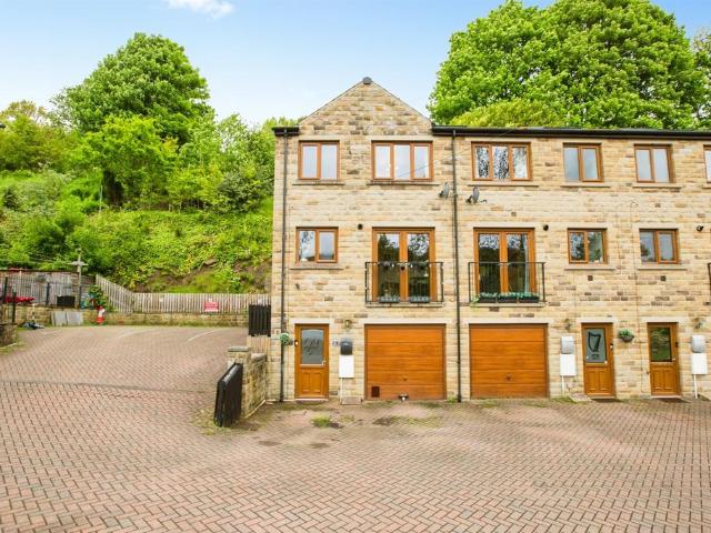 House for sale in Luddendenfoot, Isle Of Man