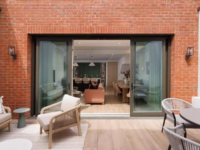 House for sale in Springfield Village, Greater London