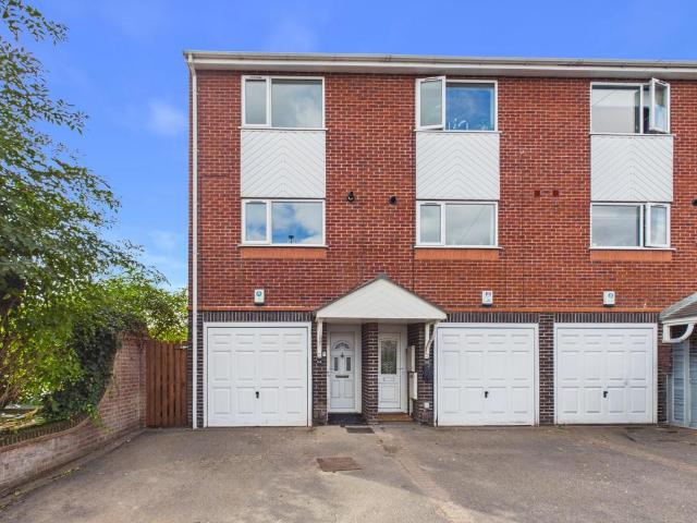 House for sale in Arnold, Gedling