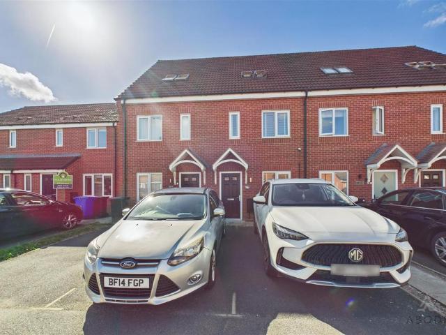 House for sale in Canalside, East Staffordshire