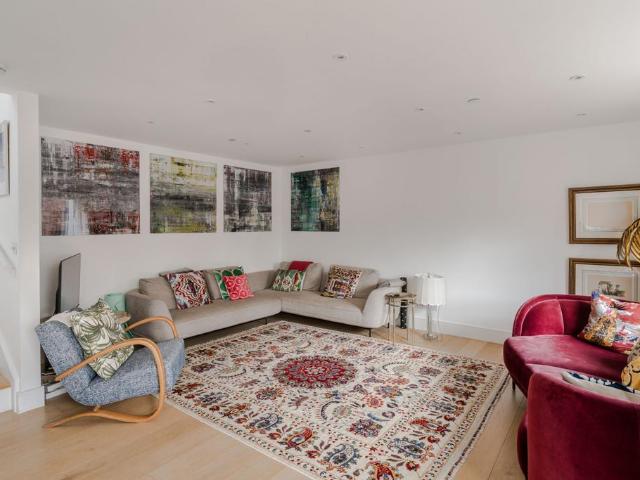House for sale in Notting Hill, Greater London
