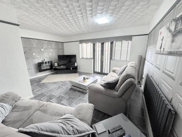 House for sale in Calderstones