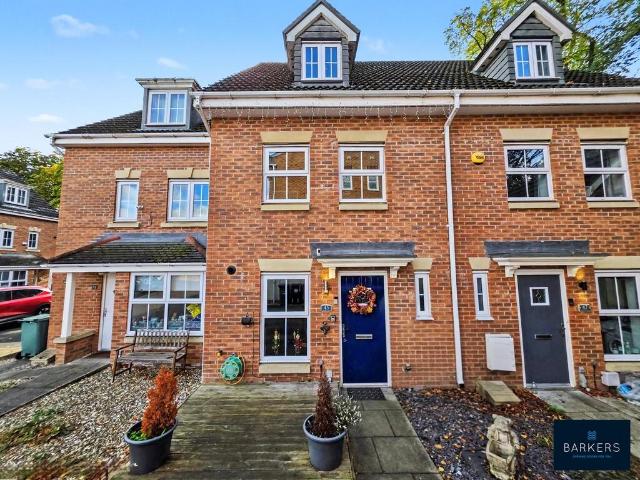 House for sale in Rawfolds, Kirklees