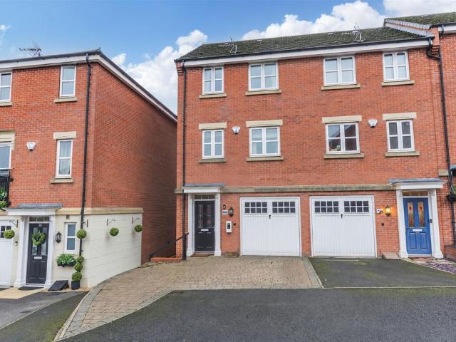 House for sale in Berry Hill, Mansfield