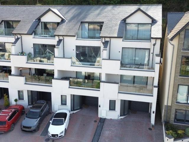 House for sale in Ferryside, Wales