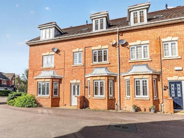 House for sale in Flitwick, Central Bedfordshire