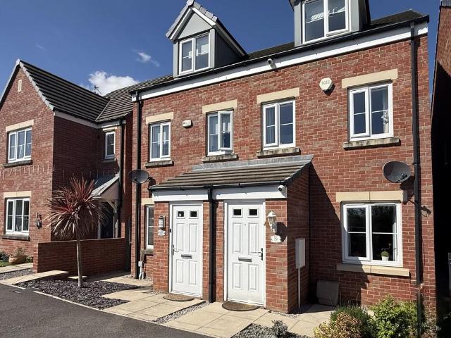 House for sale in Laughton Common, Thurcroft