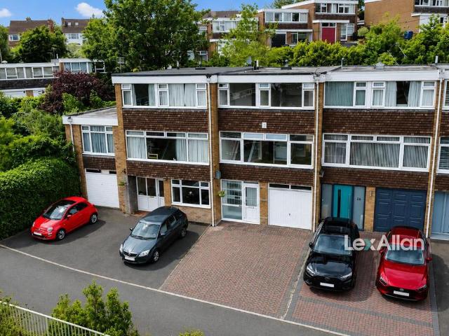 House for sale in Stourbridge, West Midlands