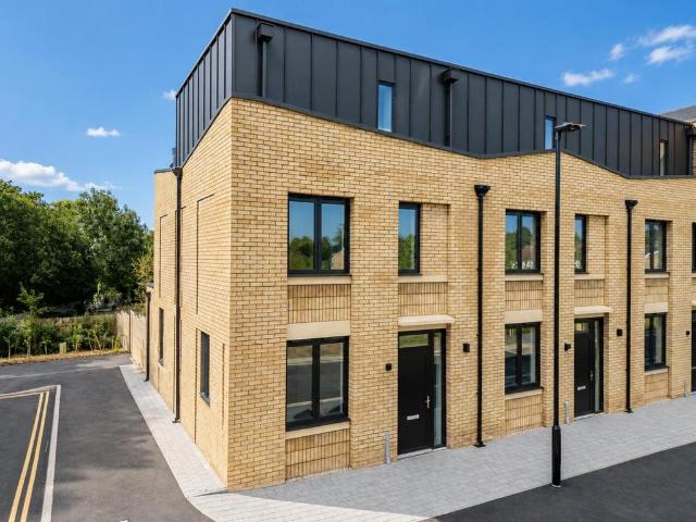 House for sale in Bell Farm, High Field