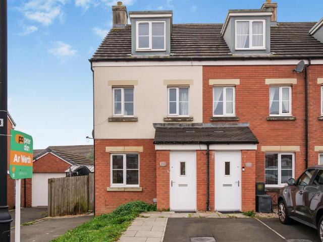 House for sale in Parc Derwen, Bridgend