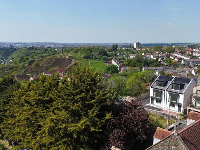 House for sale in Feckenham, City Of Bristol