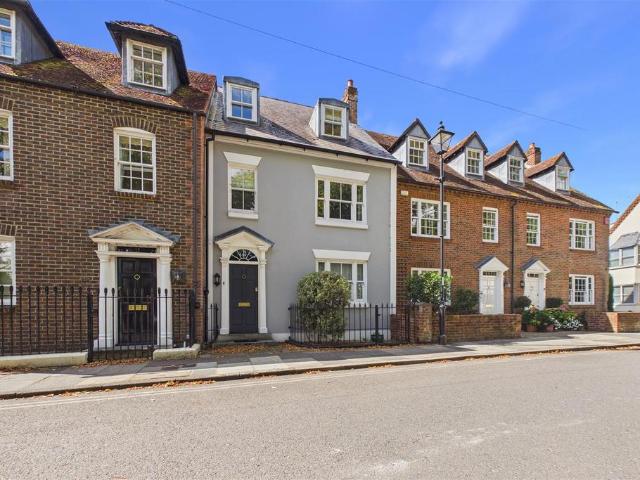 House for sale in Chichester, Littlecote