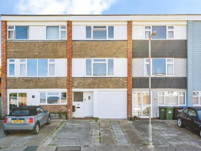 House for sale in Seaford, Iford