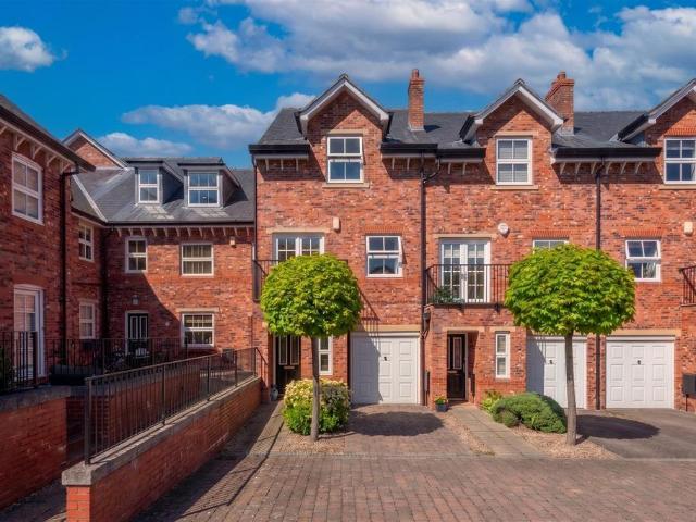 House for sale in Trafford Park, Greater Manchester