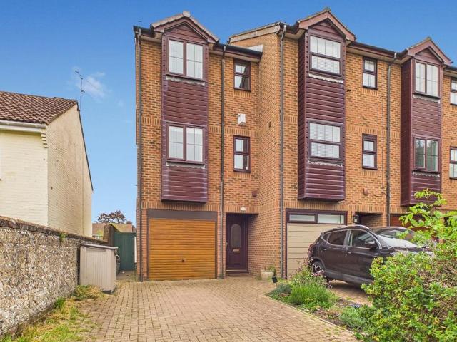 House for sale in West Worthing, Worthing