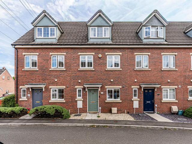 House for sale in Llantwit Fardre, Church Village