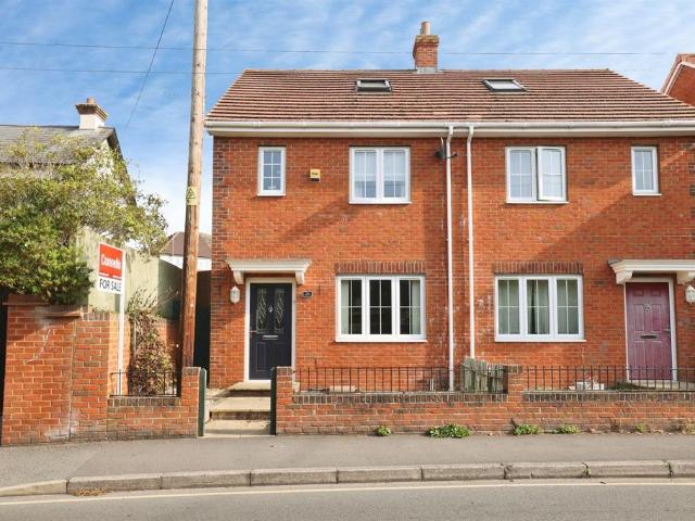 House for sale in Amesbury