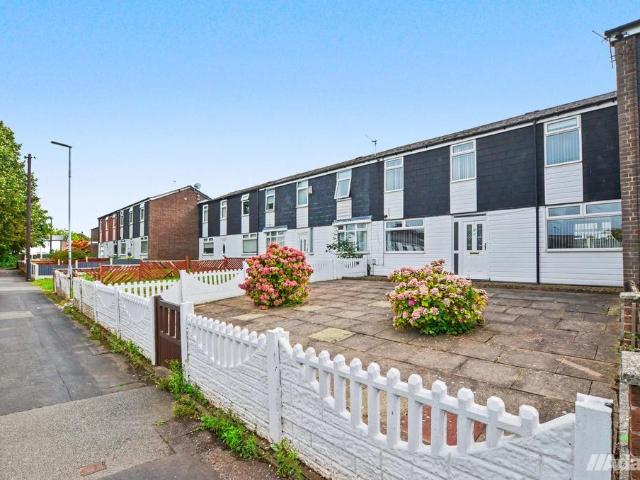 House for sale in Halton