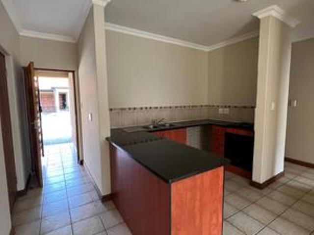 Townhouse for sale in Waterkloof, Gauteng