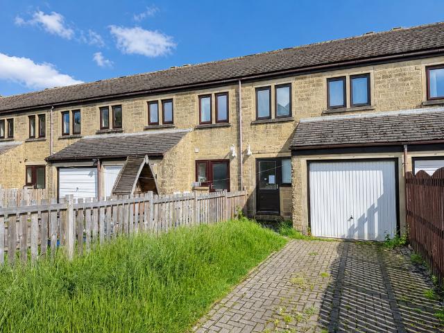 House for sale in Oakworth, West Yorkshire