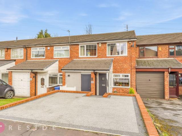 House for sale in Burnedge, Greater Manchester