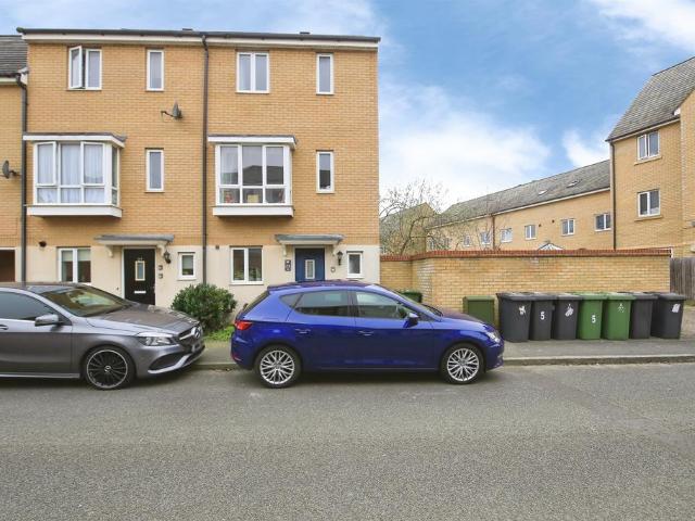 House for sale in Hampton Hargate, Peterborough