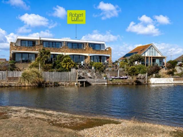 House for sale in Fishersgate, West Sussex