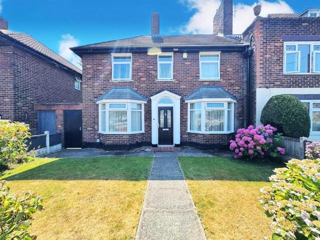 House for sale in Calderstones