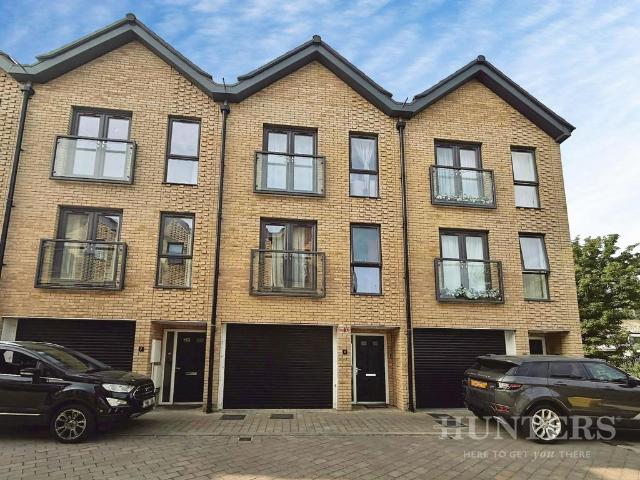 House for sale in Hackbridge, Greater London