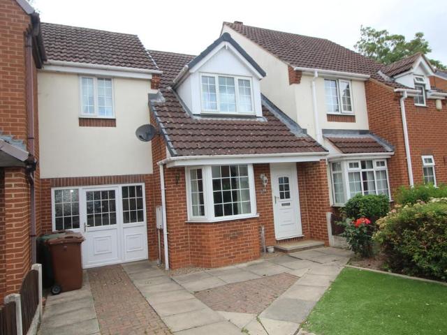 House for sale in Warmfield, West Yorkshire