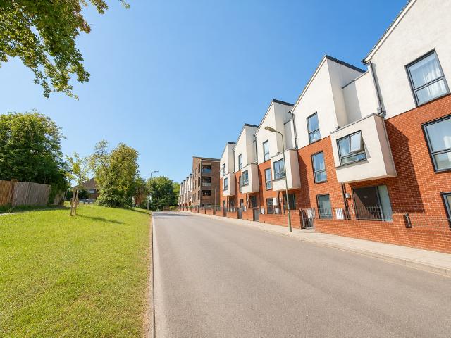 House for sale in St Mary Cray, Greater London