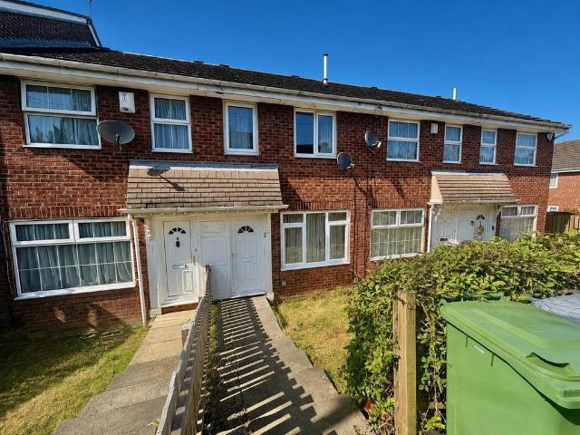 House for sale in Wortley, West Yorkshire