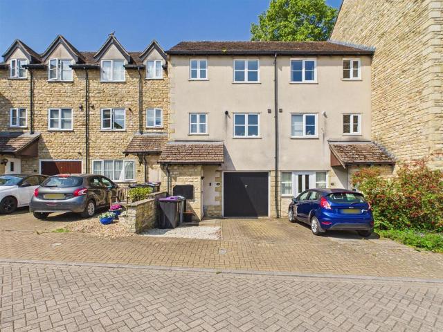 House for sale in Baron St Martin, Barholm