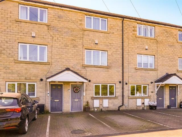 House for sale in Brookfoot, Brighouse
