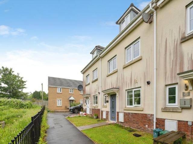 House for sale in Gorseinon, Wales