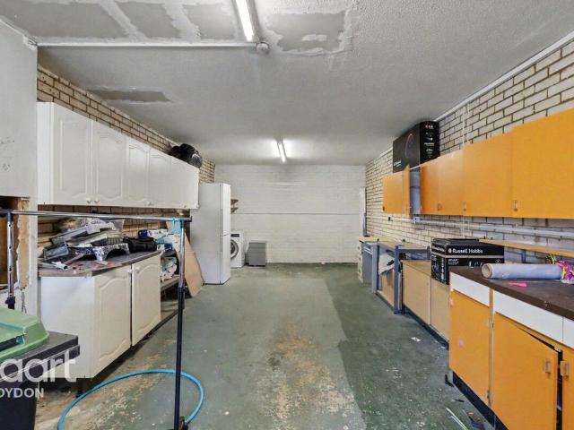 House for sale in London Borough of Croydon, Addiscombe