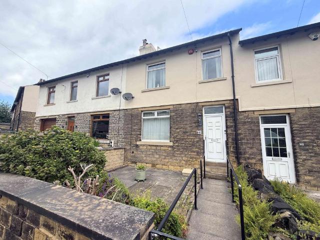 House for sale in Elland, West Yorkshire