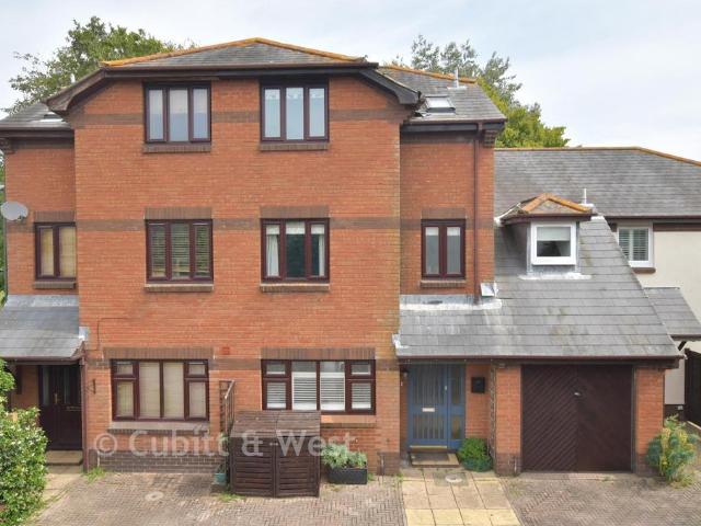 House for sale in Arundel, Clapham