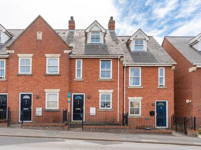 House for sale in East Bank, Norfolk