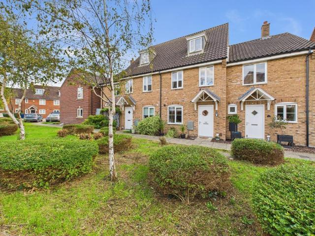 House for sale in Hampton Gardens, Peterborough