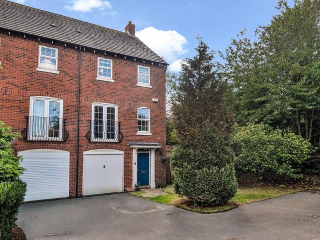 House for sale in Elmfield, Leicestershire